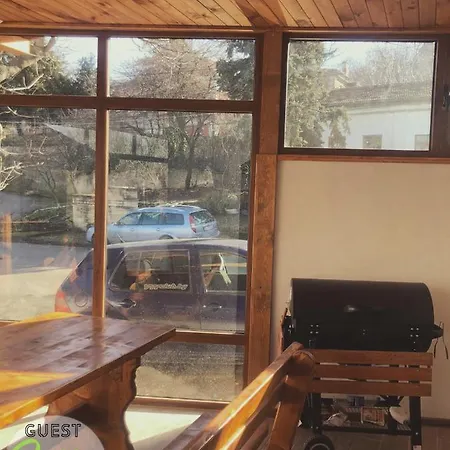 Ferienhaus Къща За Гости Белла